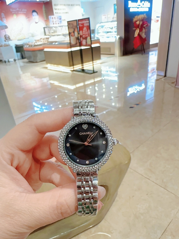 ブランド時計角部分ディテール